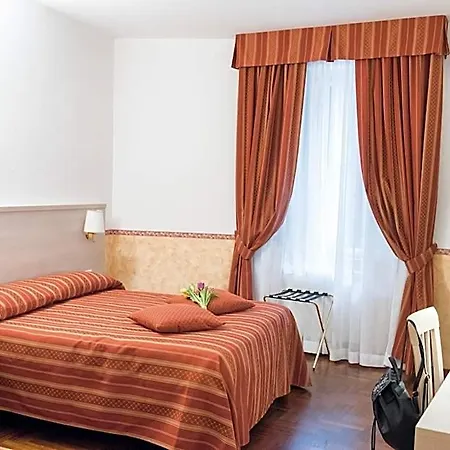 Domus Giulia 4* Rom
