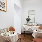 Domus Giulia Bed & Breakfast Rom