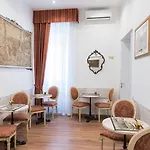 Bed & Breakfast Domus Giulia 4*
